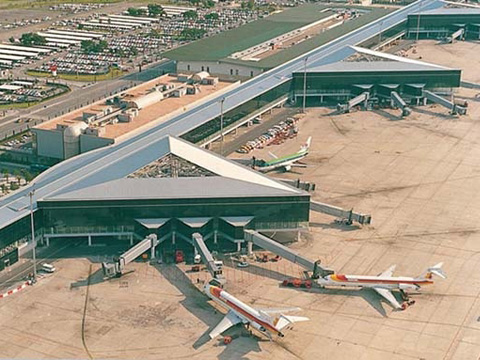 La totalidad de un aeropuerto español  lo firma un Ingeniero aeroespacial